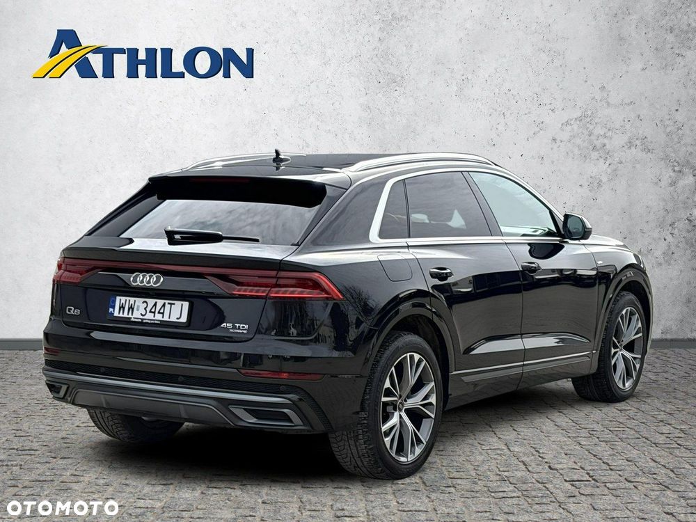 Audi Q8 - 5