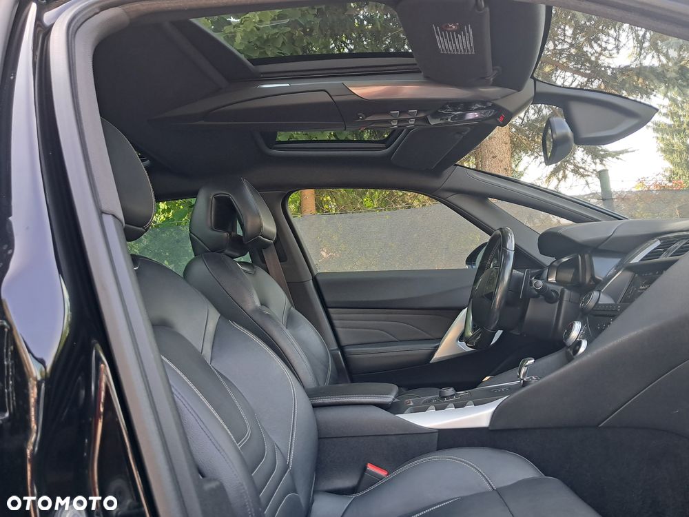 Citroën DS5 2.0 HDi Hybrid4 SoChic MCP - 12