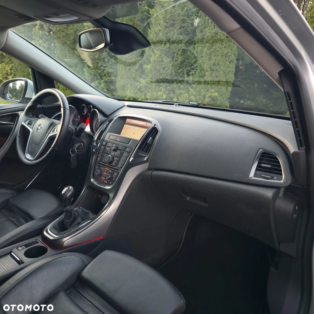 Opel Astra 1.7 CDTI DPF Cosmo - 25