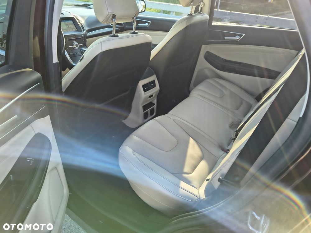 Ford Edge - 13