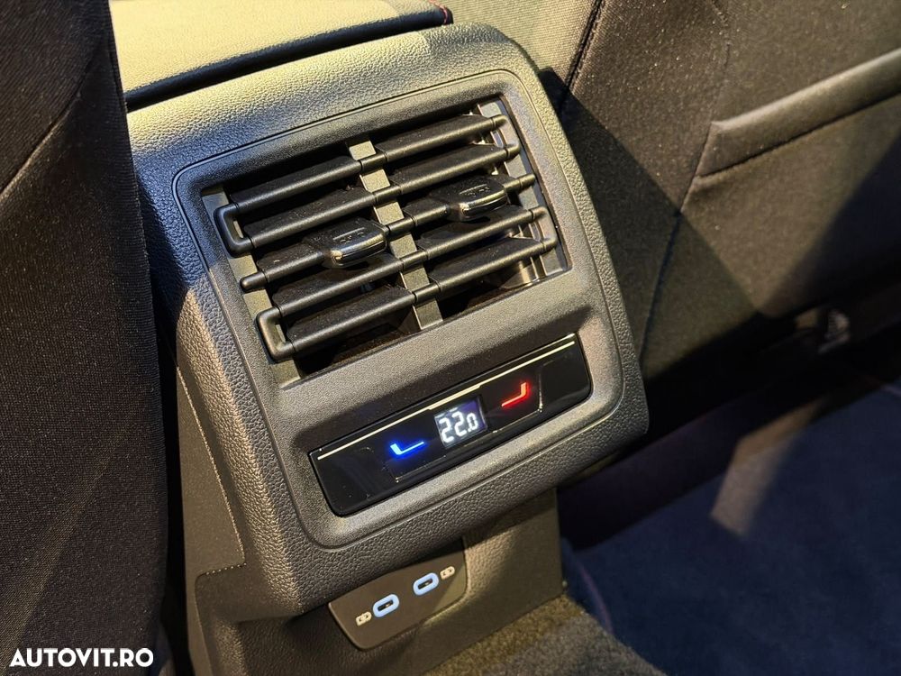 Volkswagen Golf - 38