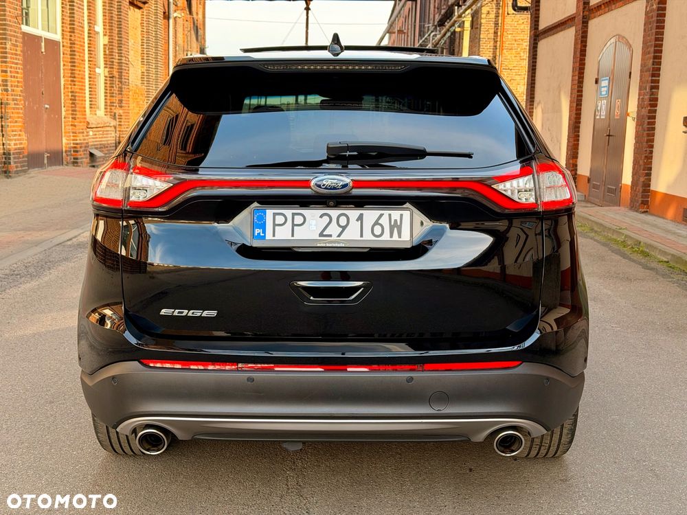 Ford Edge 2.0 TDCi 4x4 Titanium - 11