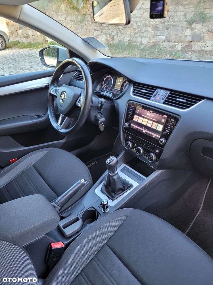 Skoda Octavia 1.5 TSI GPF ACT Ambition - 16