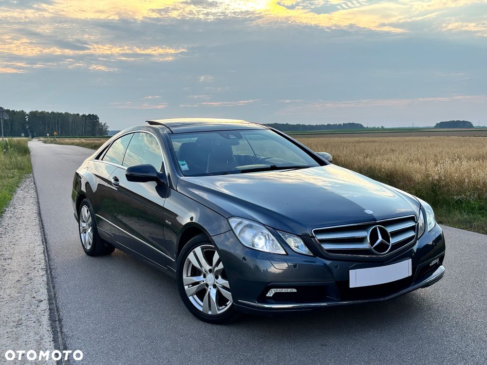 Mercedes-Benz Klasa E 350 CDI DPF BlueEFFICIENCY 7G-TRONIC Avantgarde - 4
