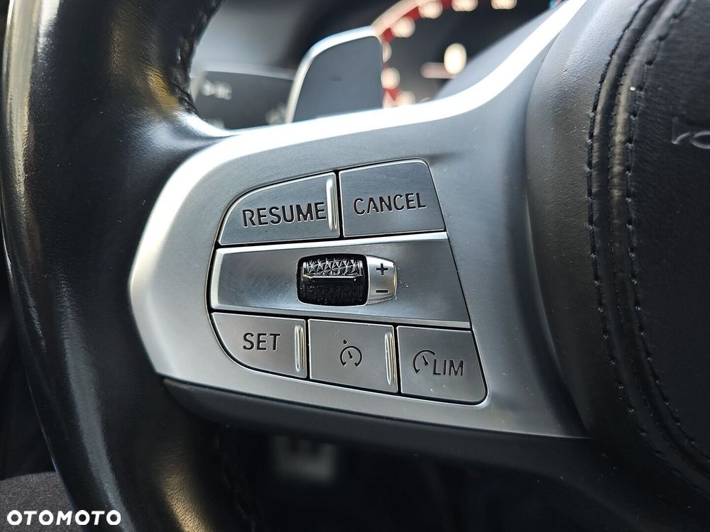 BMW Seria 7 - 13