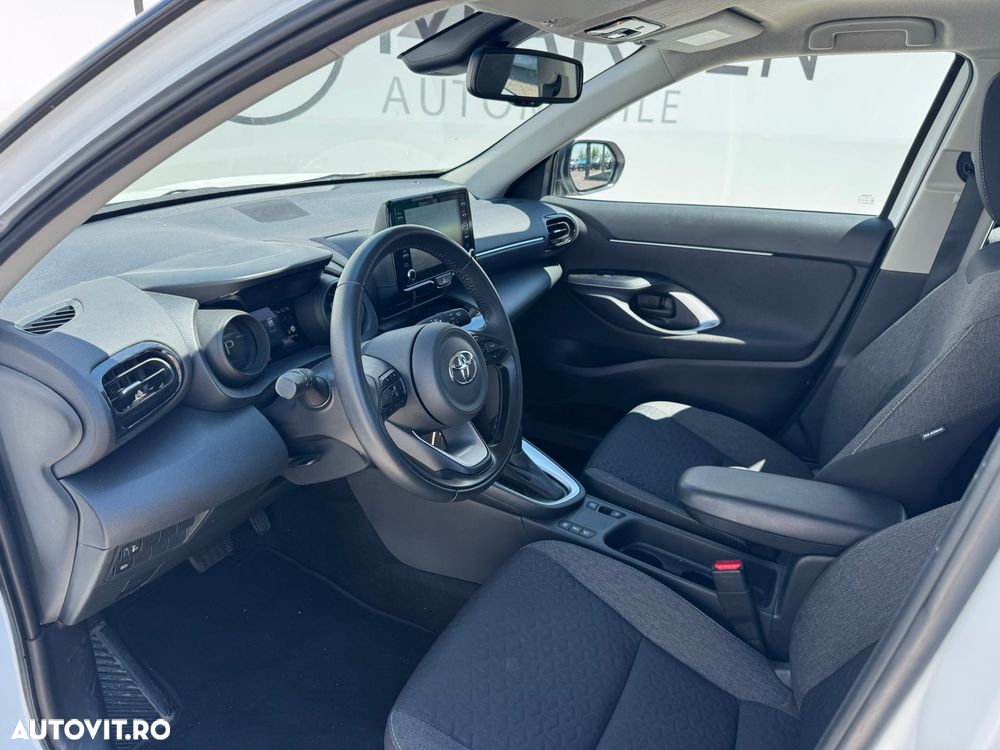 Toyota Yaris Cross 1.5 VVT-i HSD 4x2 Active - 9