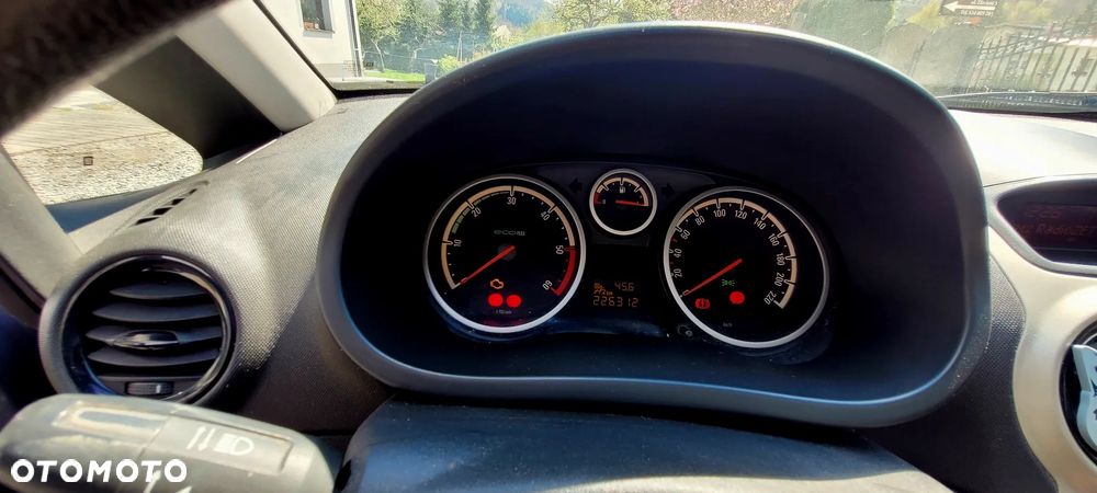 Opel Corsa - 16