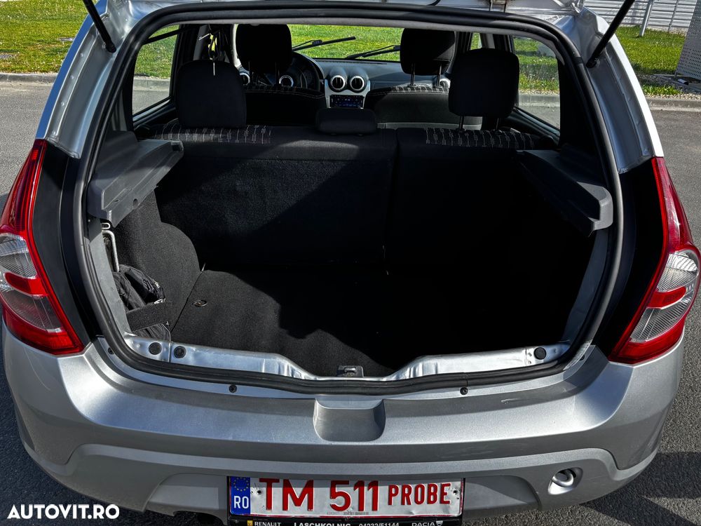 Dacia Sandero 1.2 16V 75 Laureate - 13