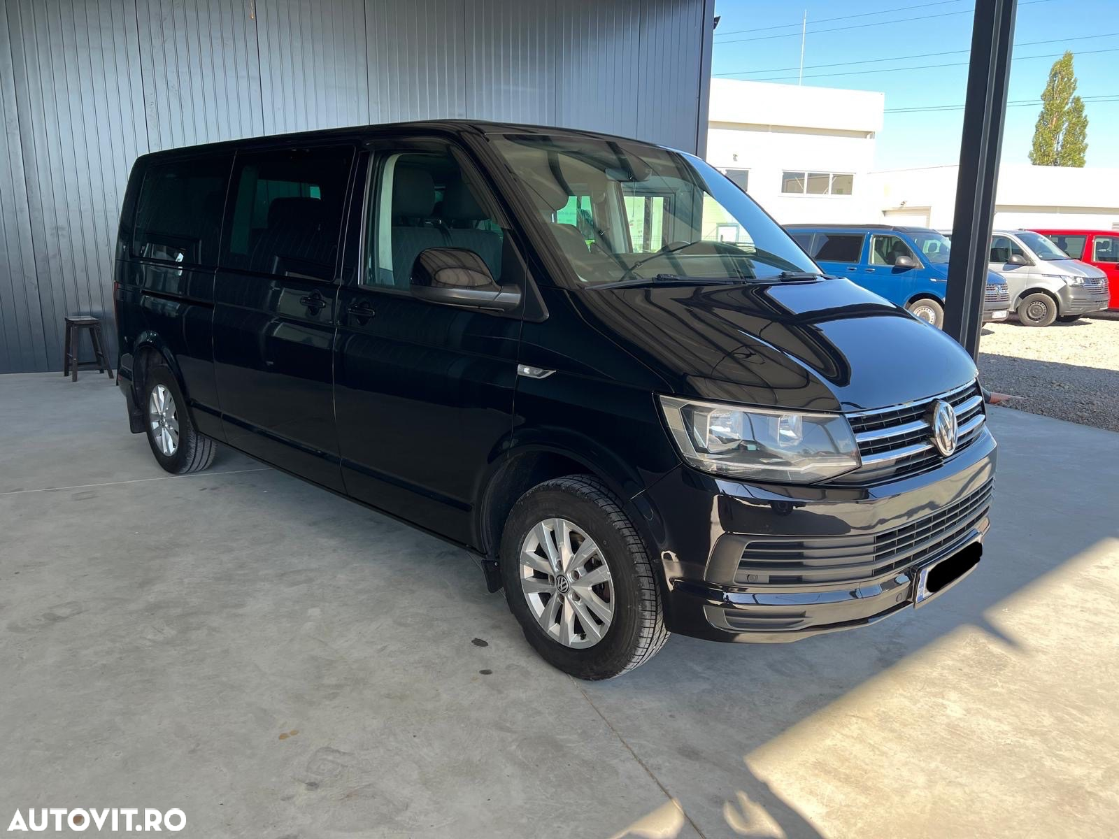 Volkswagen Caravelle T6 2.0 TDI LR Comfortline - 2