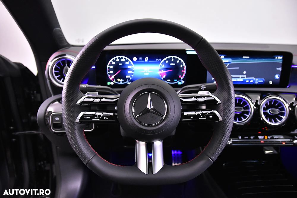 Mercedes-Benz CLA 200 MHEV Coupe - 19
