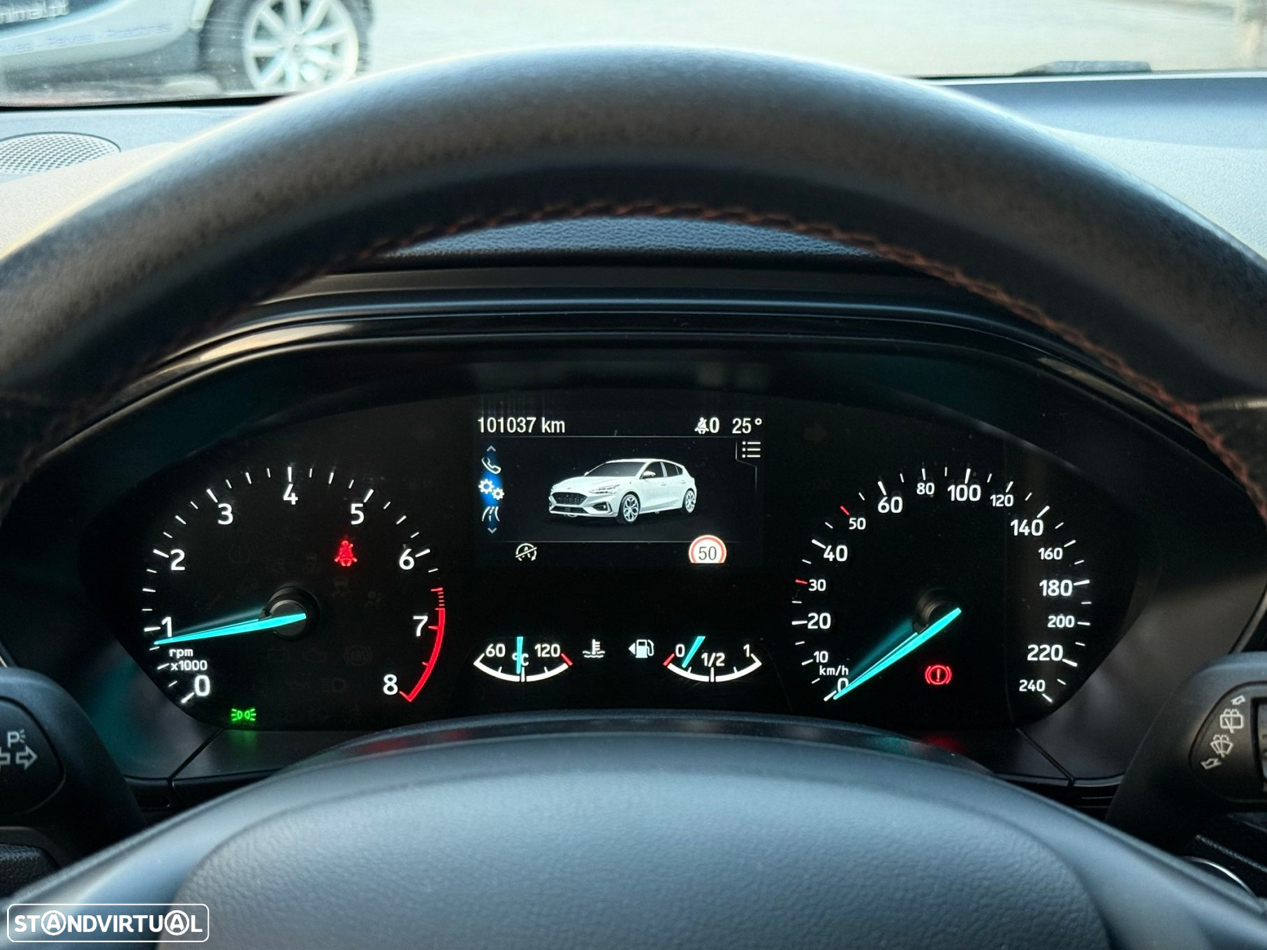 Ford Focus 1.0 EcoBoost ST-Line - 9