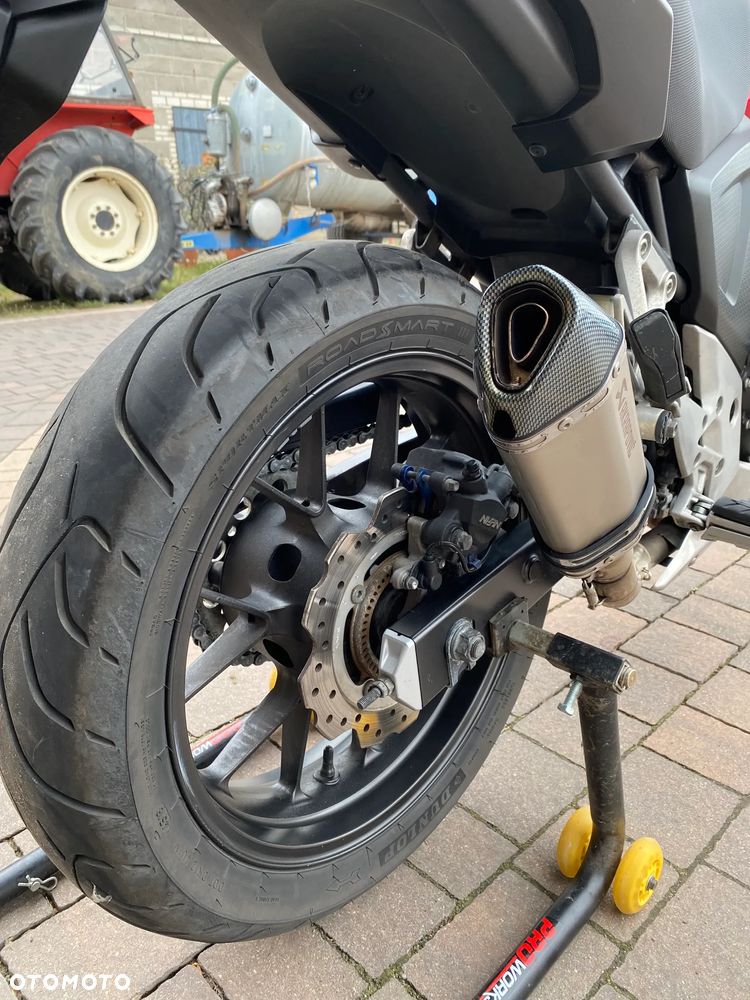 Honda CB - 12