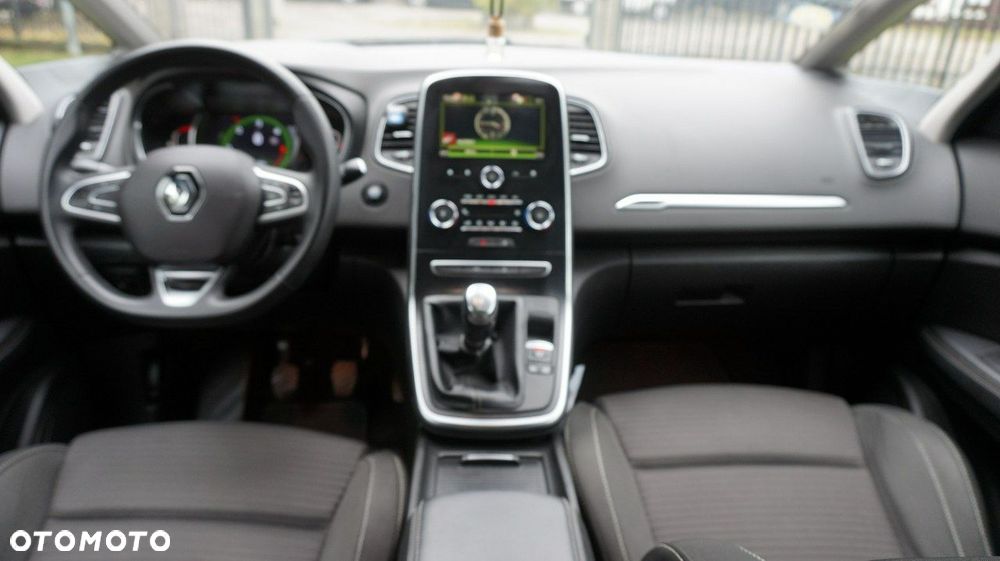 Renault Scenic - 3