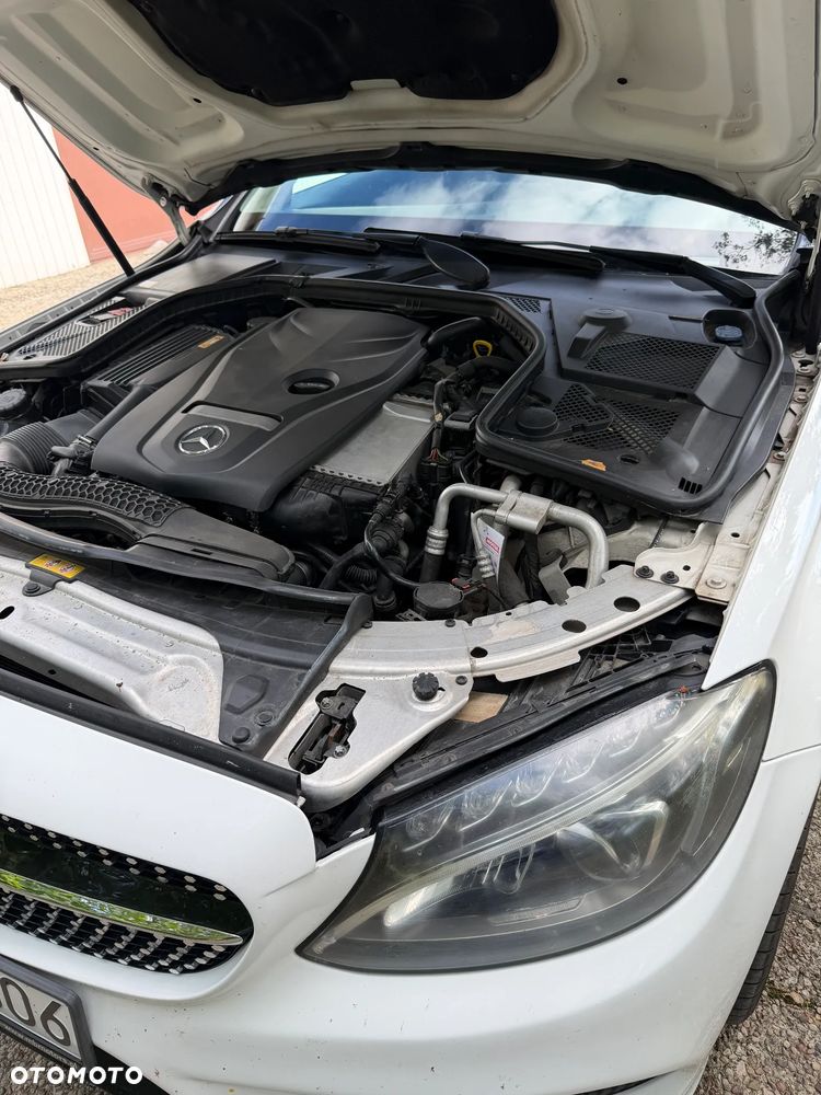Mercedes-Benz Klasa C 300 7G-TRONIC - 18