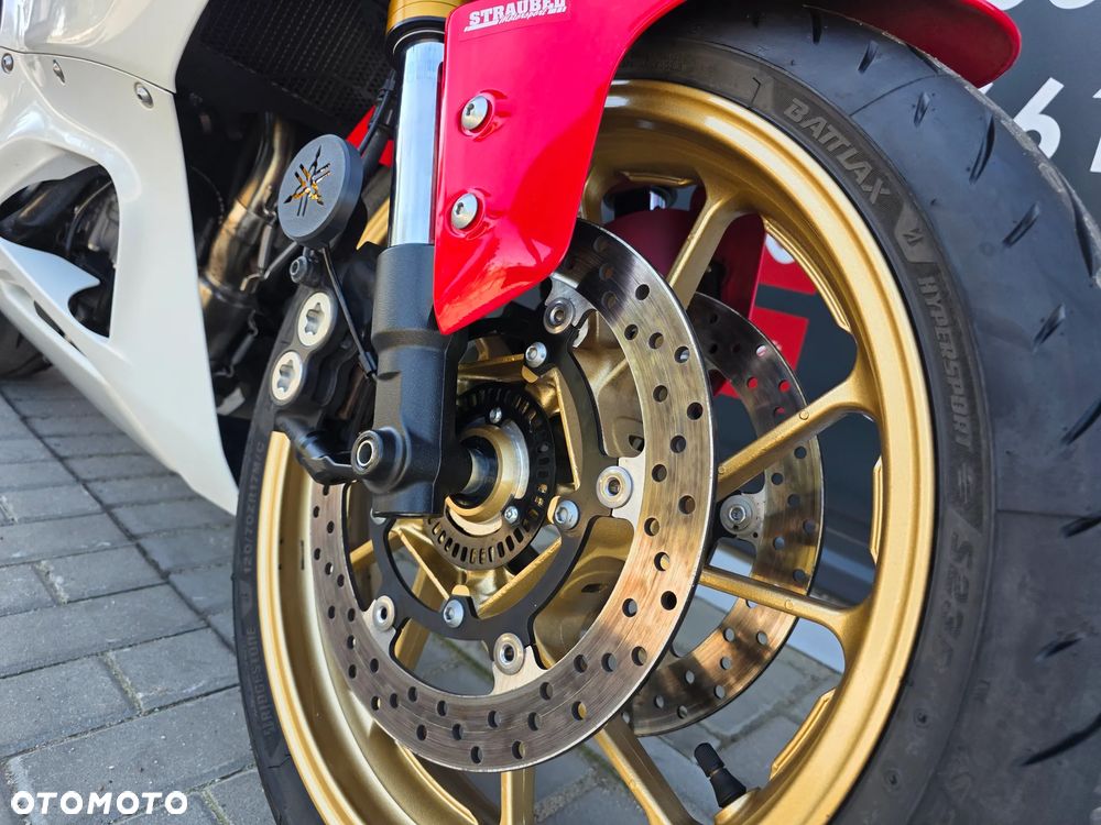 Yamaha R7 - 30