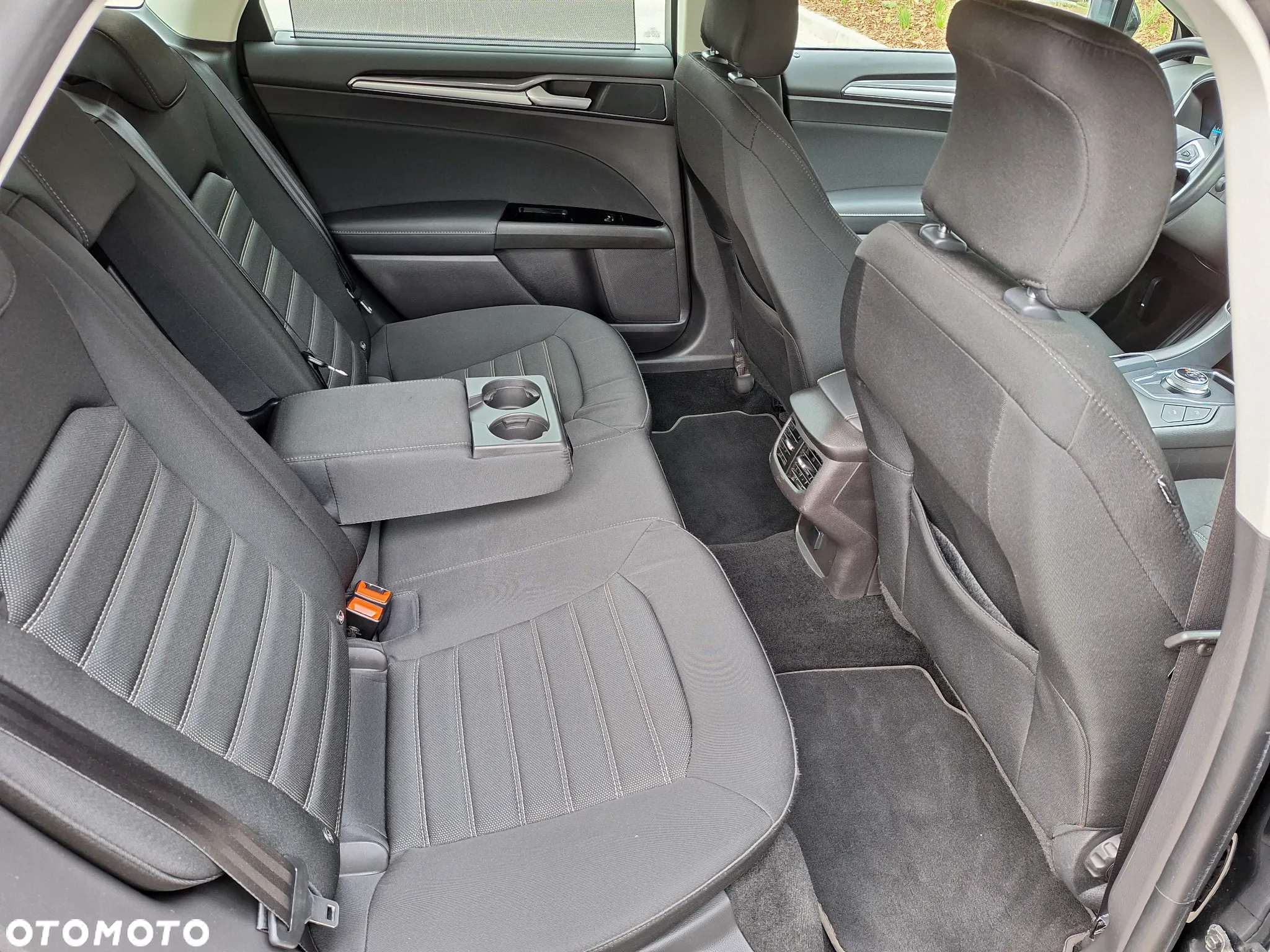 Ford Mondeo 2.0 EcoBlue Executive - 23