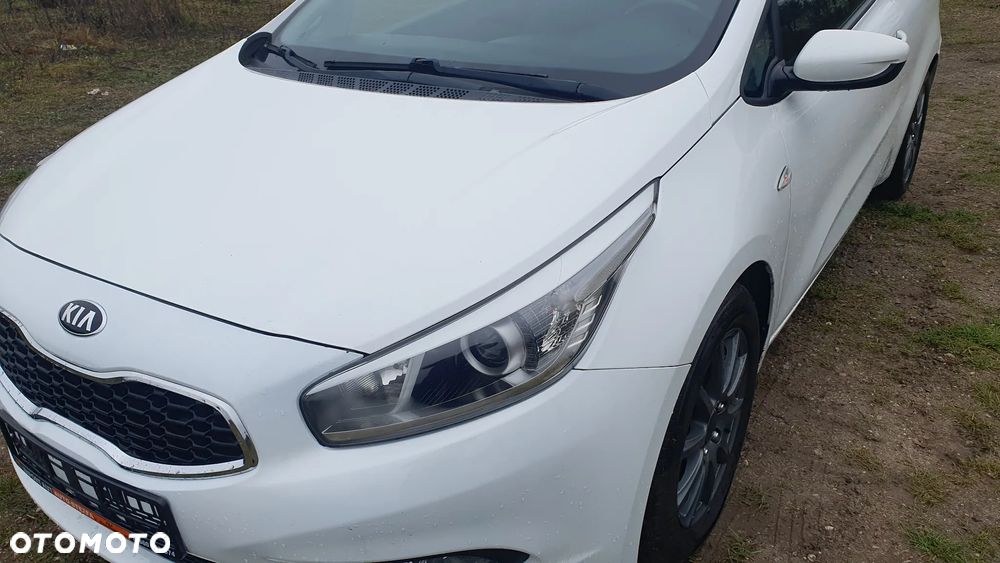 Kia ProCeed 1.4 CRDI M - 14
