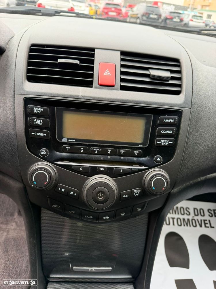 Honda Accord 2.0 Sport - 26