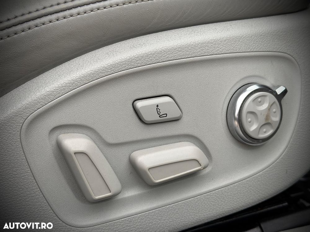 Audi A6 2.0 TDI Ultra DPF S tronic - 31