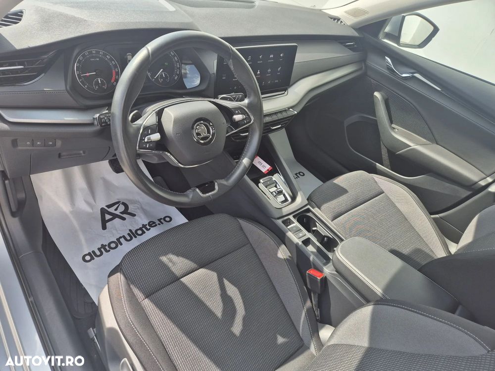 Skoda Octavia 2.0 TDI DSG Ambition - 9