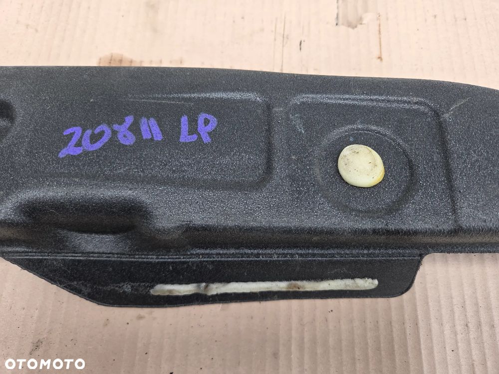 Wygłuszenie błotnika lewy przód Peugeot 208 II 9823234280 - 9