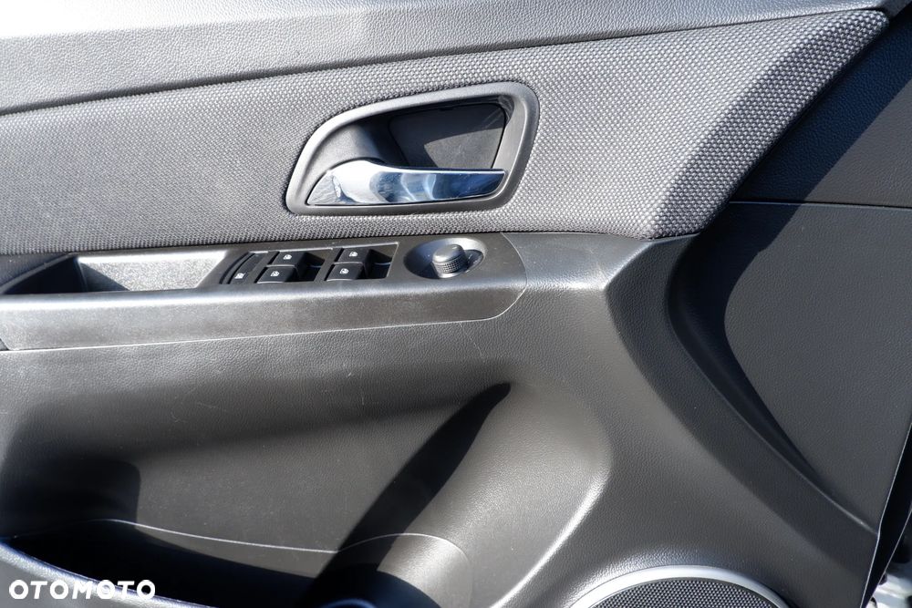 Chevrolet Cruze 1.7TD LT+ - 22