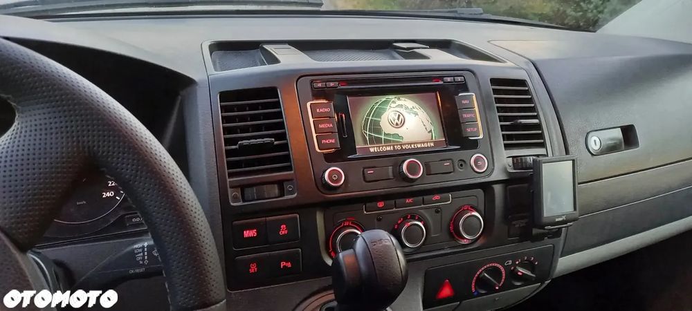 Volkswagen Transporter Caravelle Kurz DSG Comfortline - 26