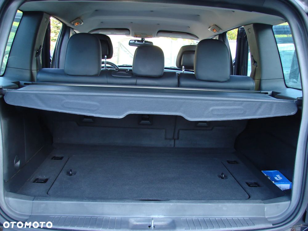 Jeep Cherokee - 26