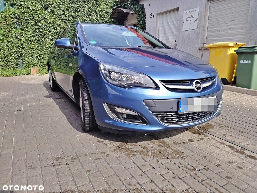 Opel Astra 1.7 CDTI Cosmo - 3