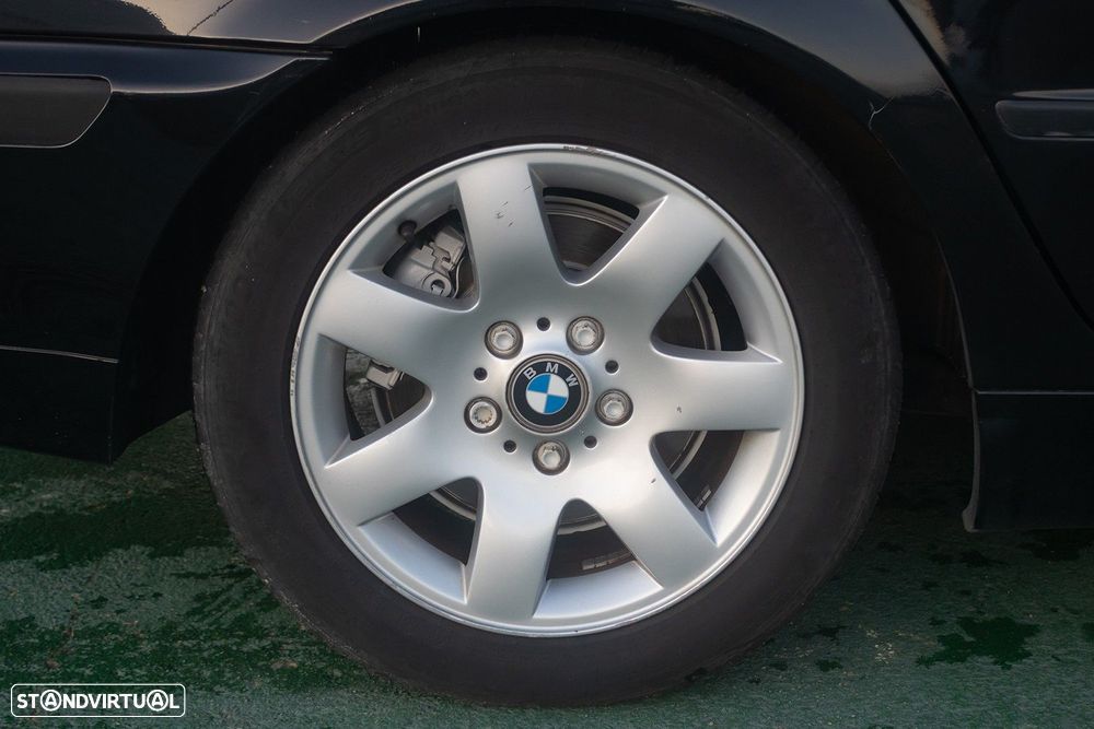 BMW 320 d Touring - 7