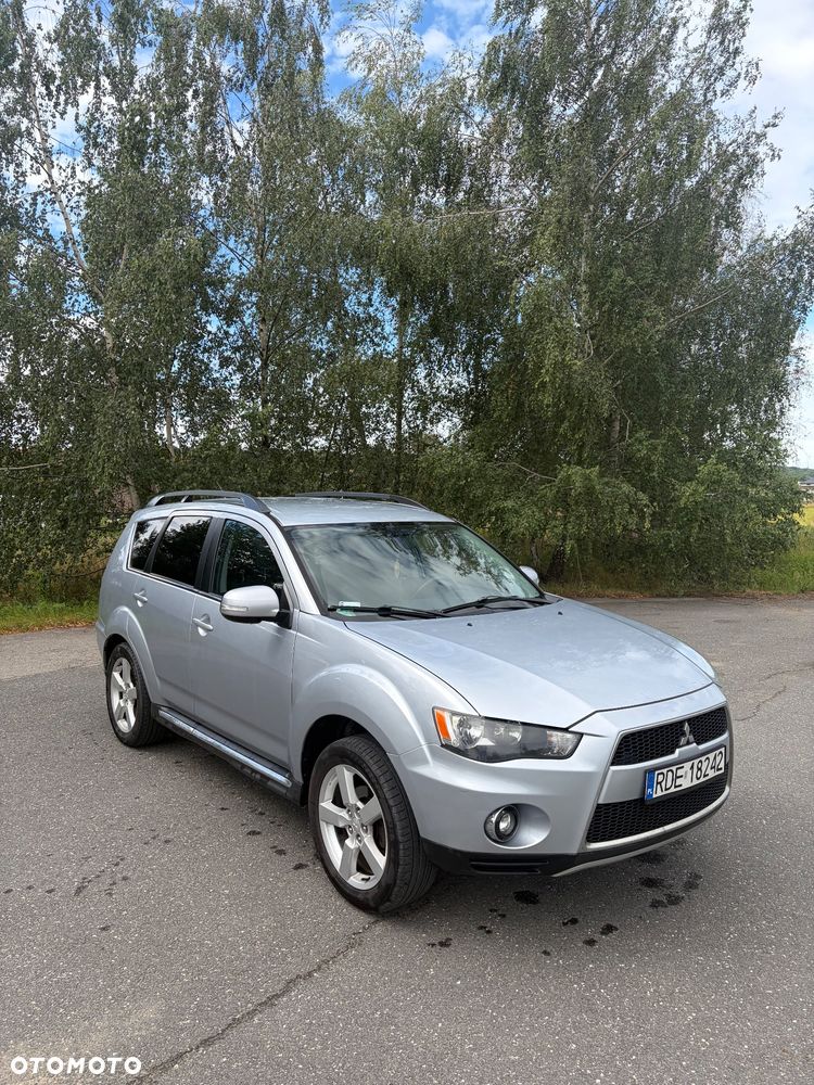 Mitsubishi Outlander 2.0 Intense NAVI 2WD EU5 - 1