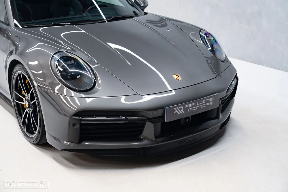 Porsche 911 (992) Turbo S - 6