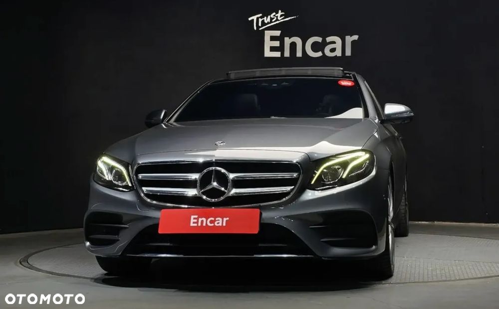 Mercedes-Benz Klasa E - 4
