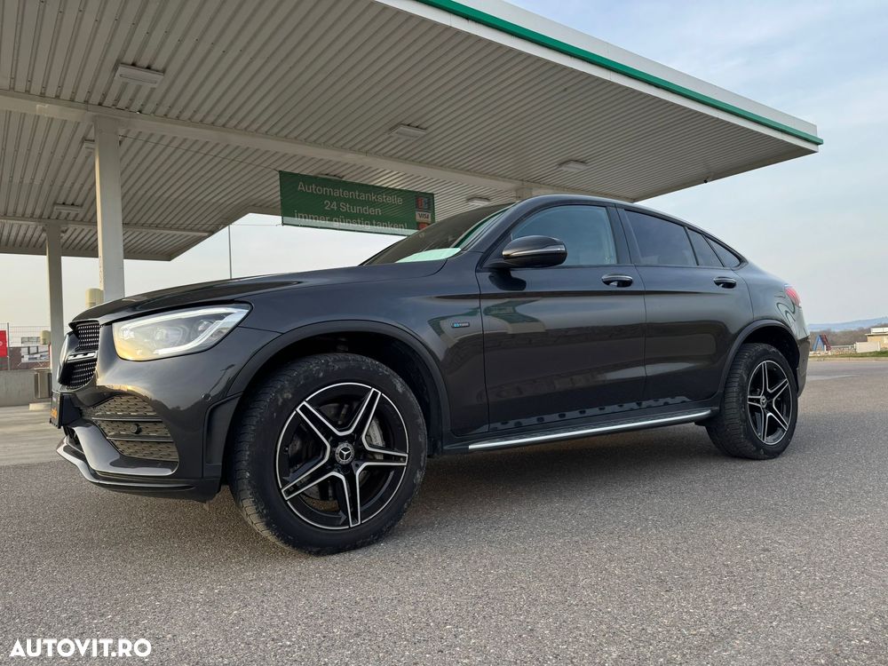 Mercedes-Benz GLC Coupe 350 e 4Matic 7G-TRONIC AMG Line - 1
