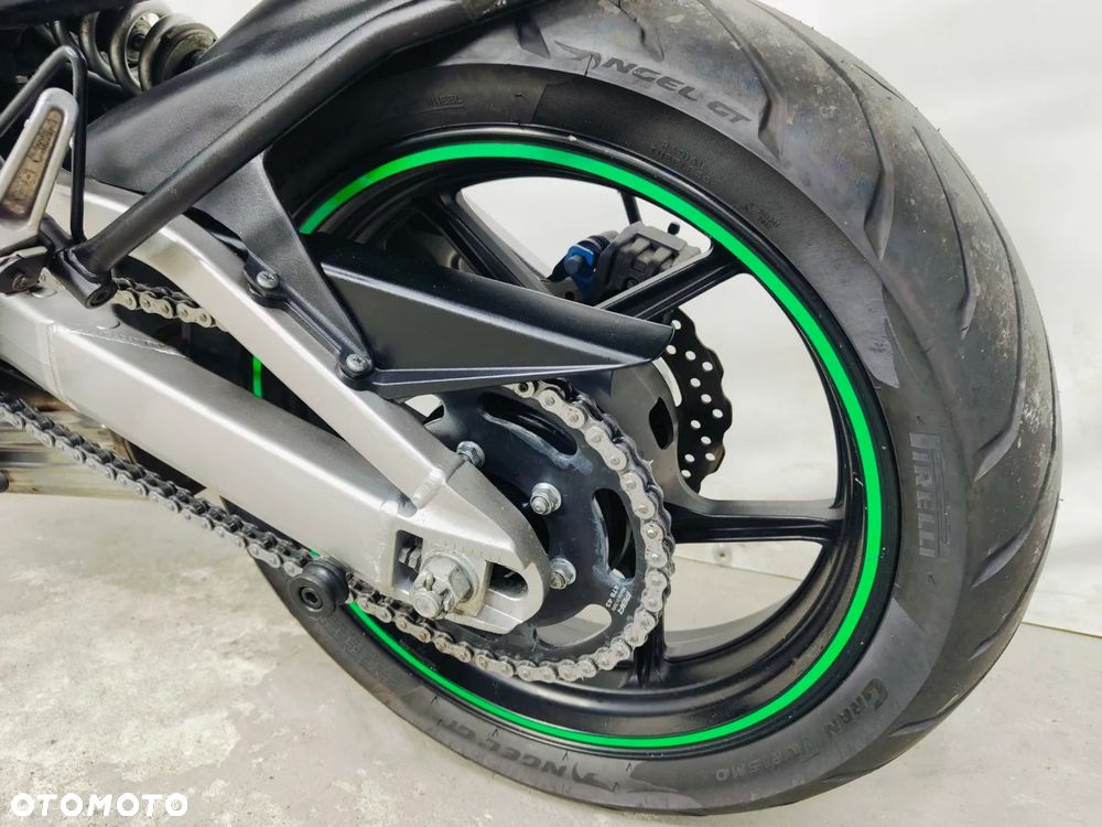 Kawasaki Versys 650 - 25