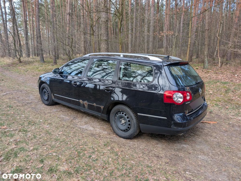 Volkswagen Passat 2.0 TDI DPF Individual - 4