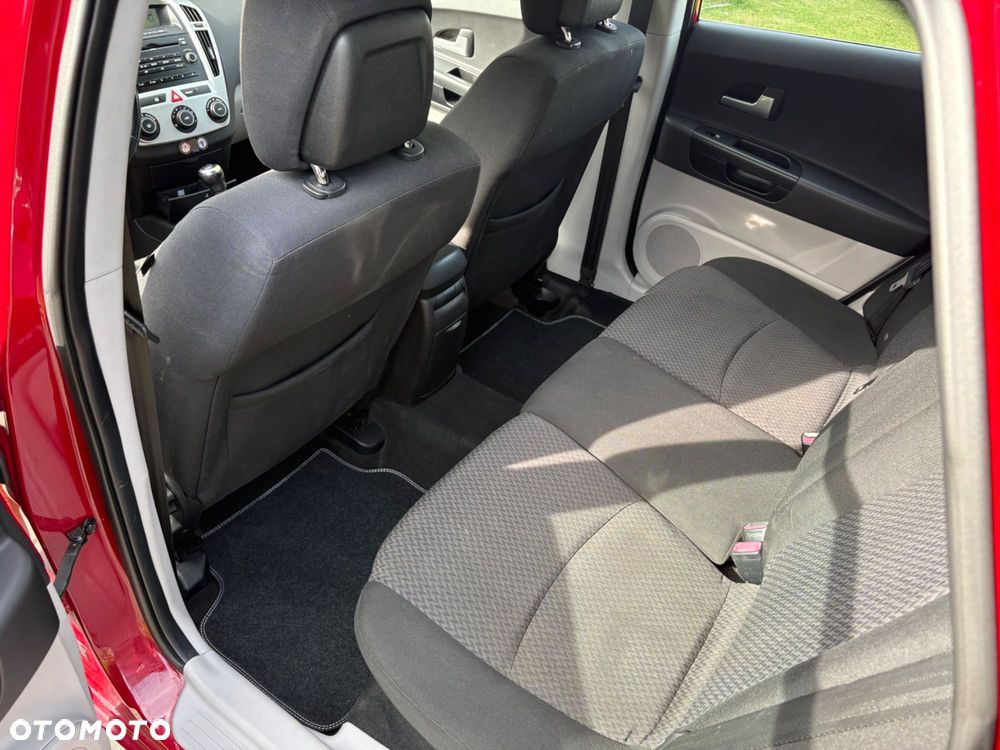 Kia Ceed - 7