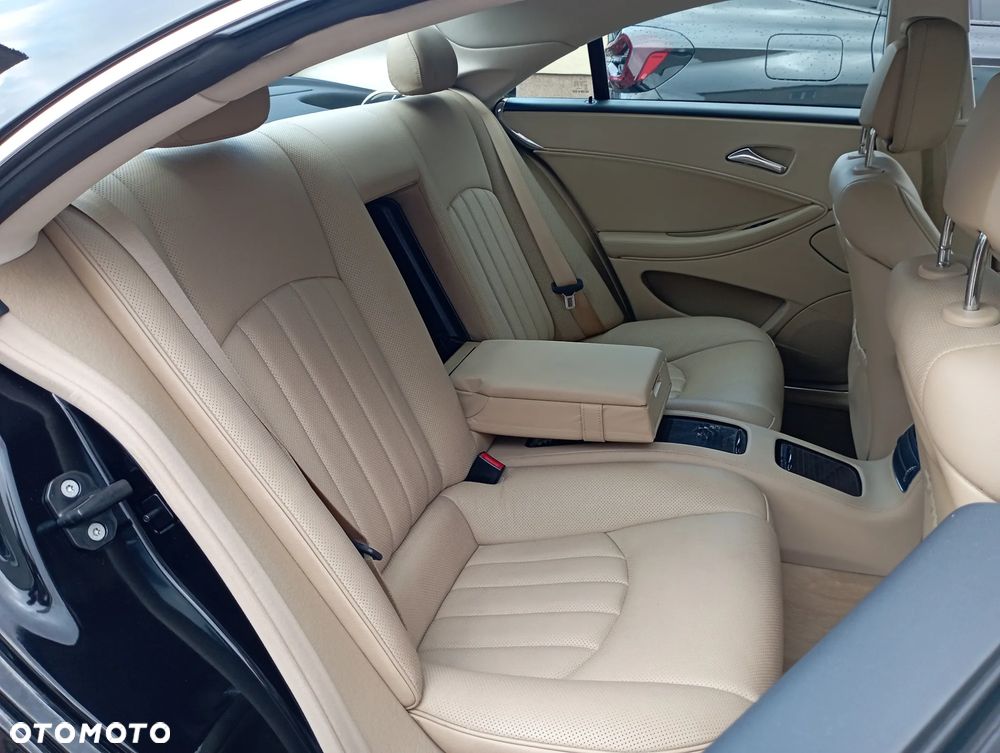 Mercedes-Benz CLS 320 CDI - 10
