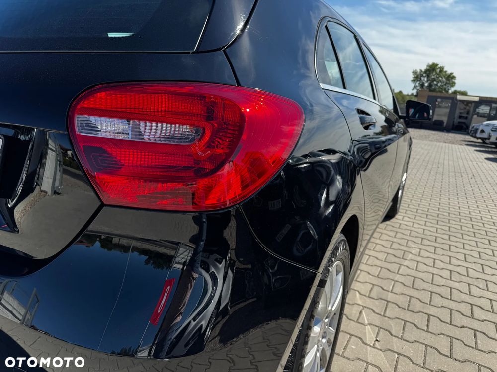 Mercedes-Benz Klasa A 180 (BlueEFFICIENCY) - 10