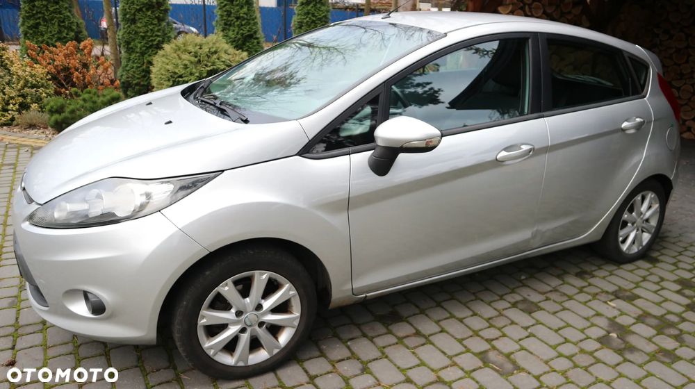 Ford Fiesta 1.25 Silver X (Ambiente) - 2