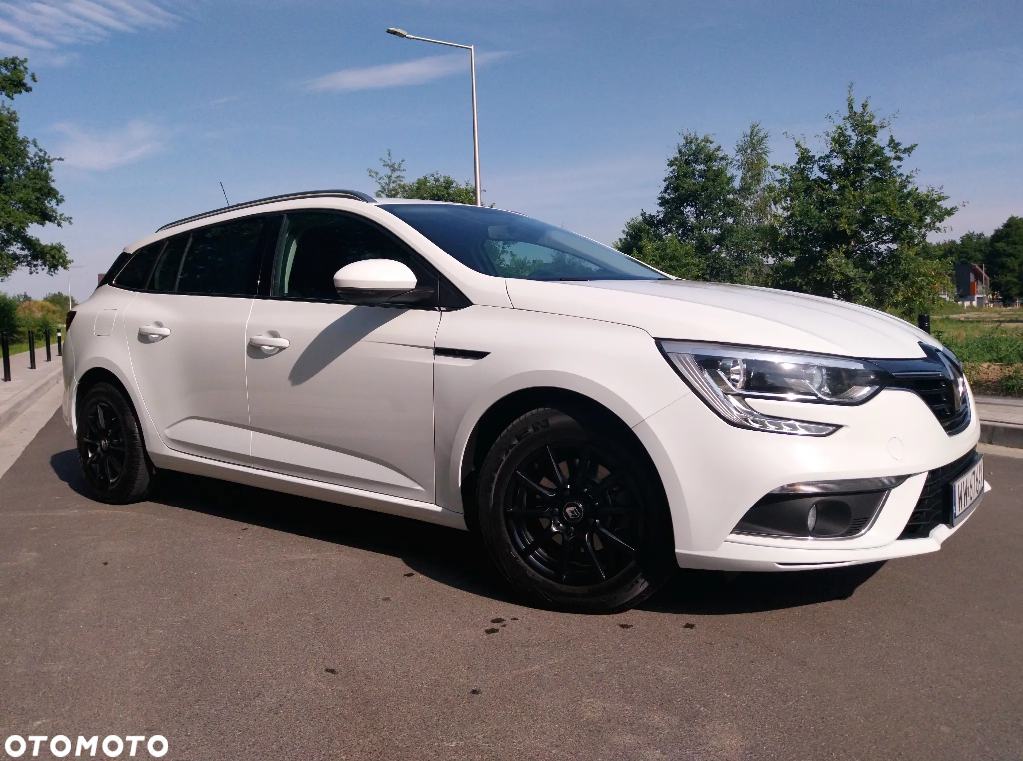 Renault Megane 1.5 Blue dCi Business - 14