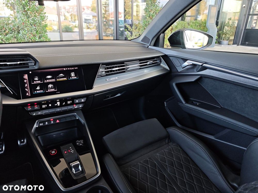 Audi S3 Sportback TFSI Quattro S tronic - 16