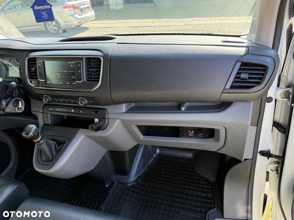 Peugeot Expert - 8