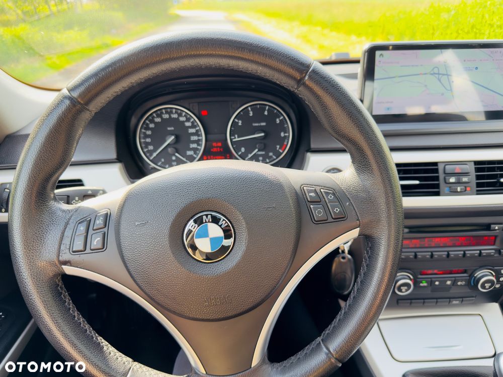 BMW Seria 3 318i Edition Lifestyle - 12