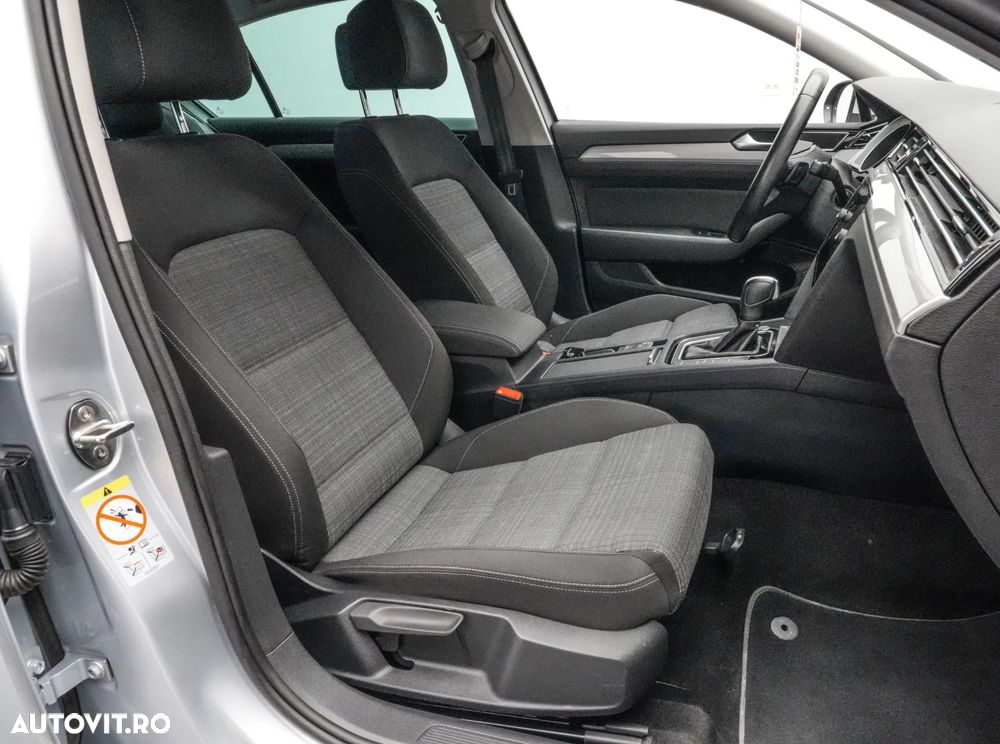 Volkswagen Passat 2.0 TDI DSG Comfortline - 14