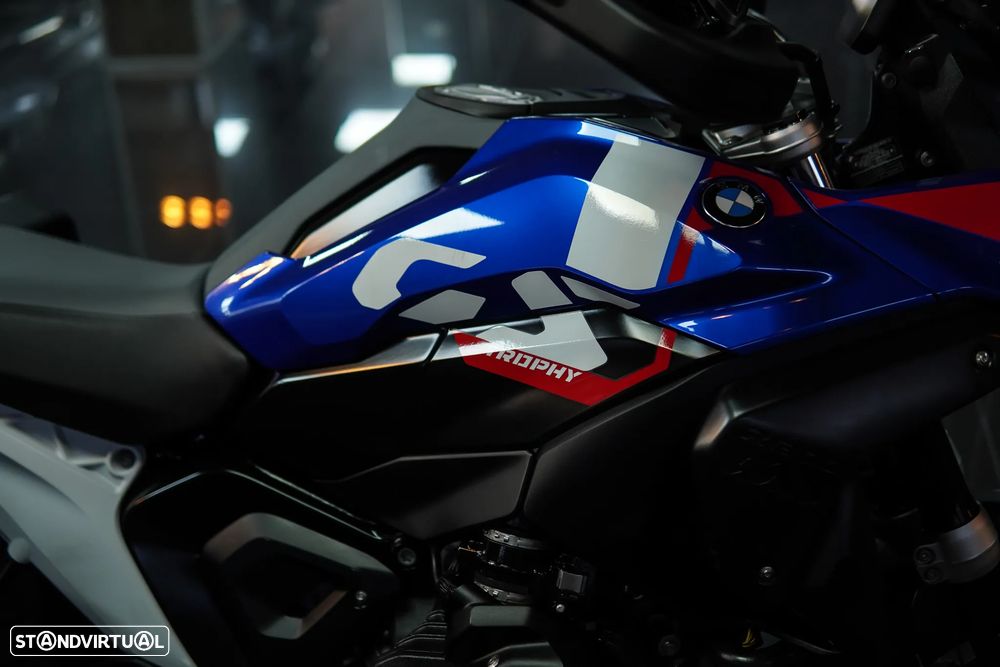 BMW R 1300 GS TROPHY - 18