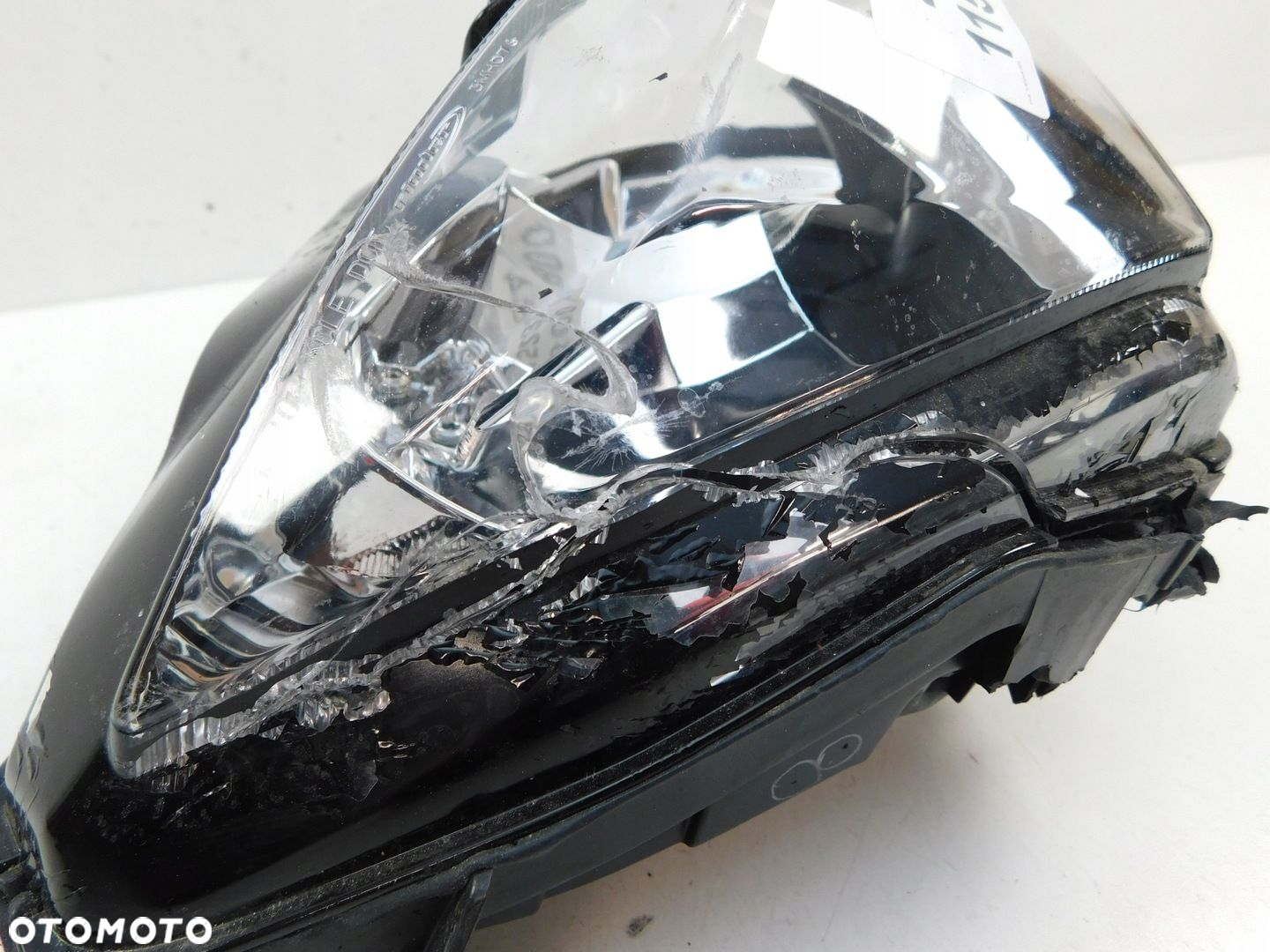 KAWASAKI Z800 REFLEKTOR LAMPA PRZÓD - 9