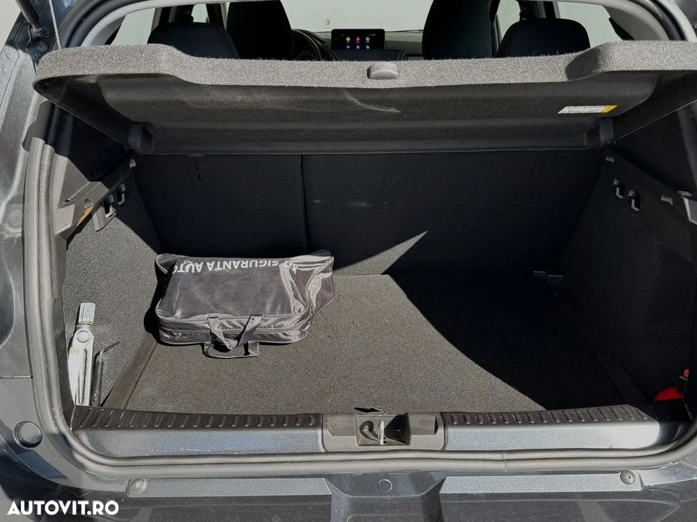 Dacia Sandero Stepway TCe 90 MT6 Comfort - 9