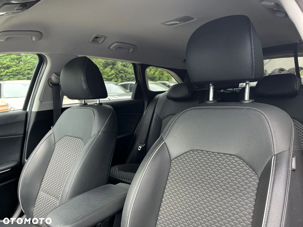 Kia Ceed 1.5 T-GDI L DCT - 11