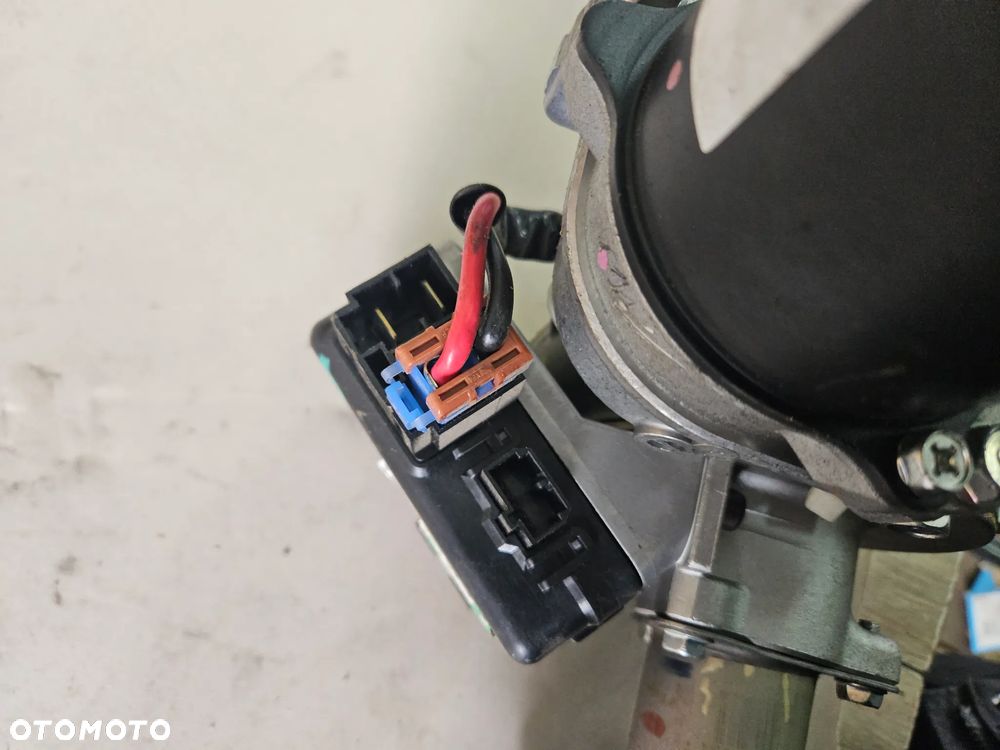 Pompa kolumna wspomaganie elektryczne Chevrolet HHR 2,4 b 170KM 2009r Europa - 7